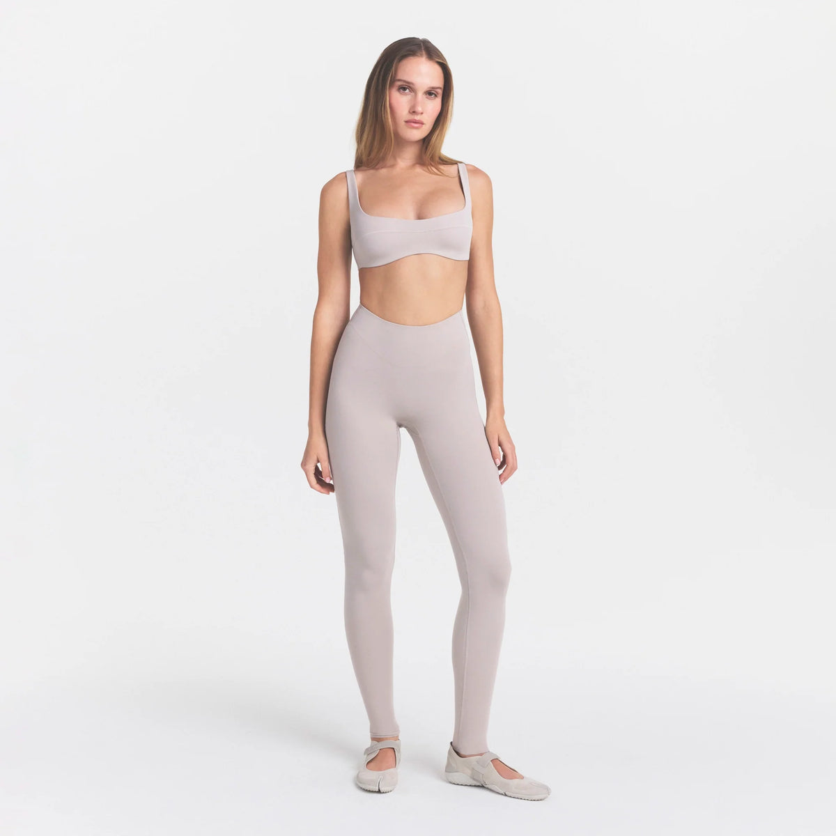 NikeSKIMS STUDIO STRETCH DIPPED 29" LEGGING | LINEN