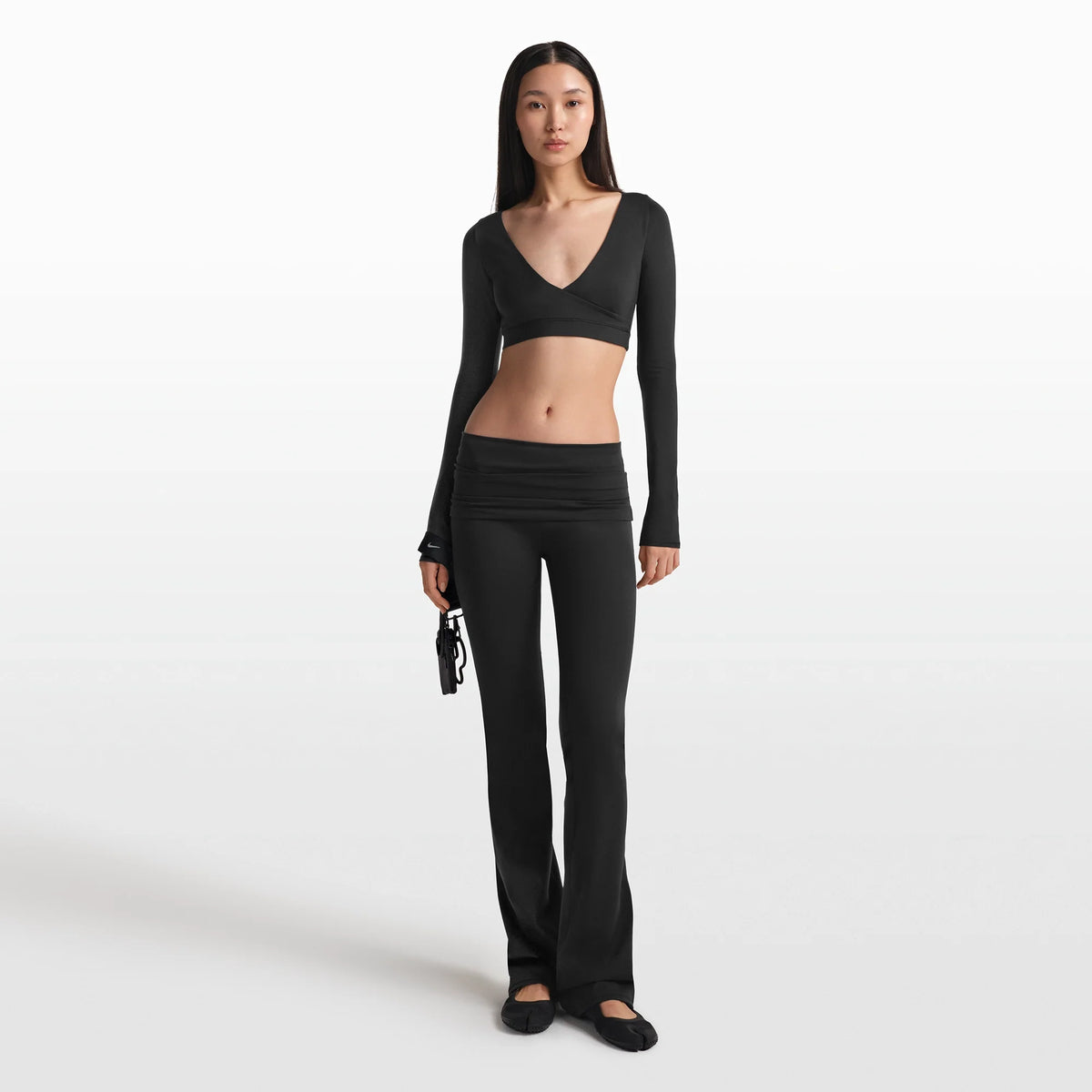 NikeSKIMS MATTE WRAP LONG SLEEVE CROPPED TOP | OBSIDIAN