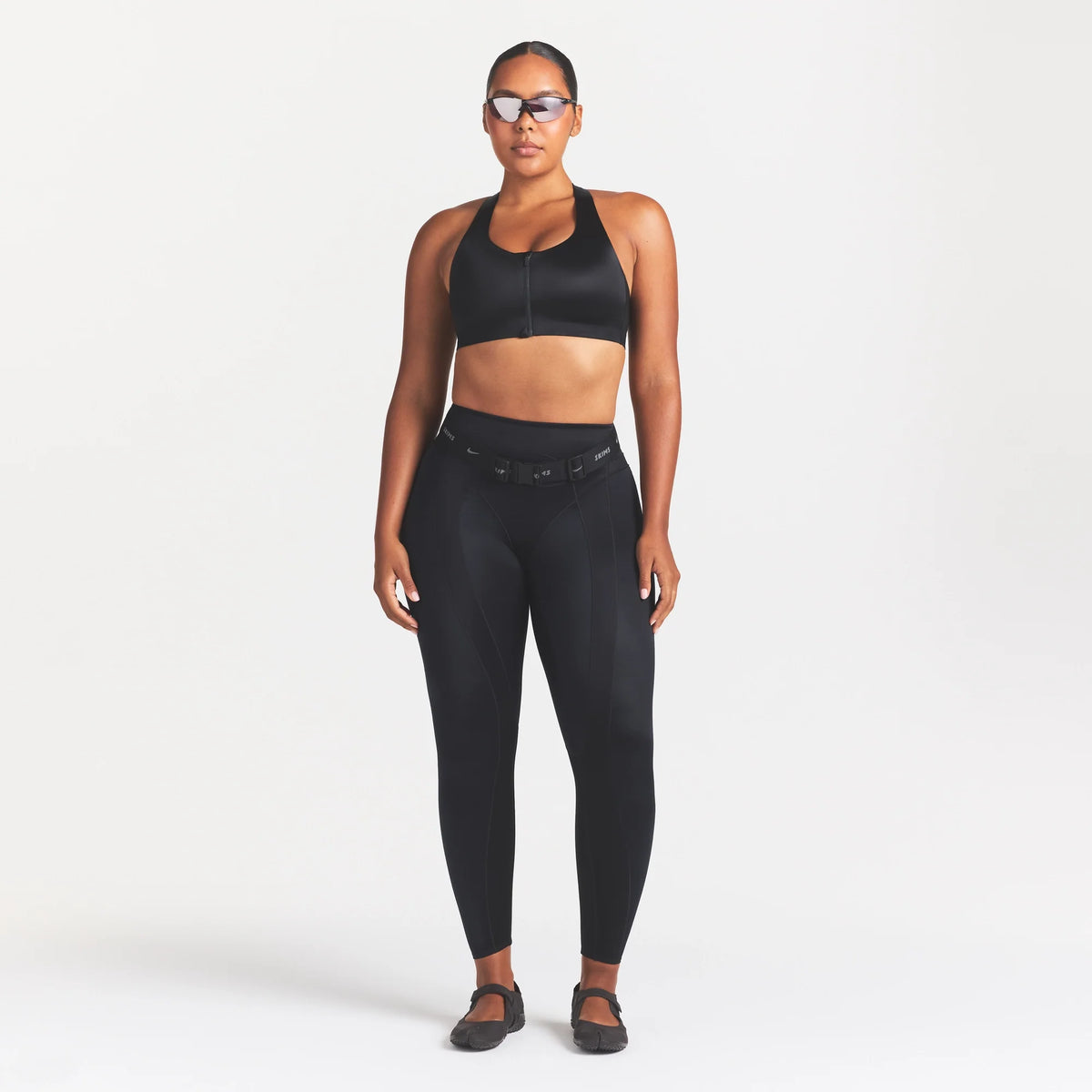 NikeSKIMS SATIN SHINE PANELED 26” LEGGING | OBSIDIAN