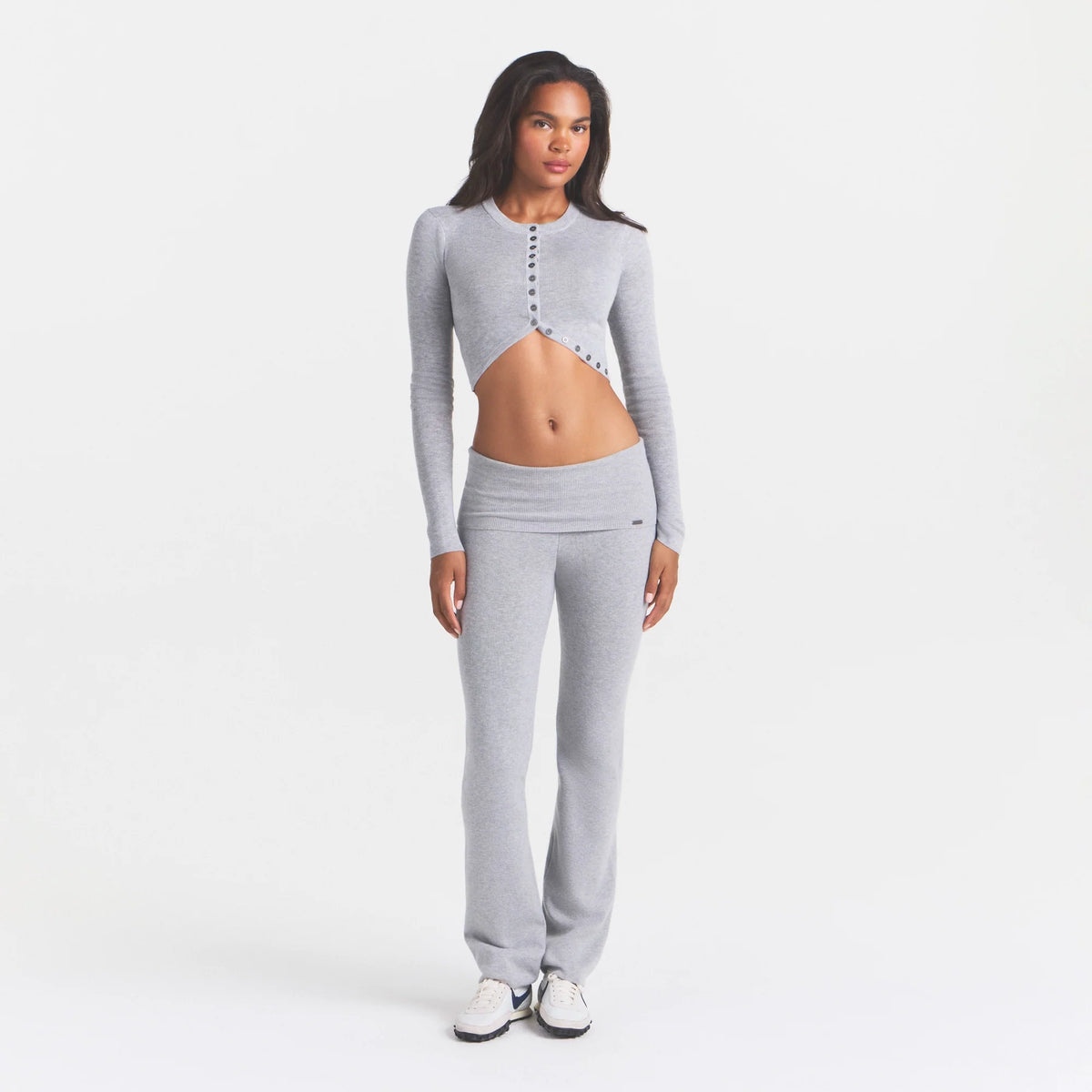 ESSENTIAL KNIT ROUNDED CROPPED CARDIGAN | MID HEATHER GREY