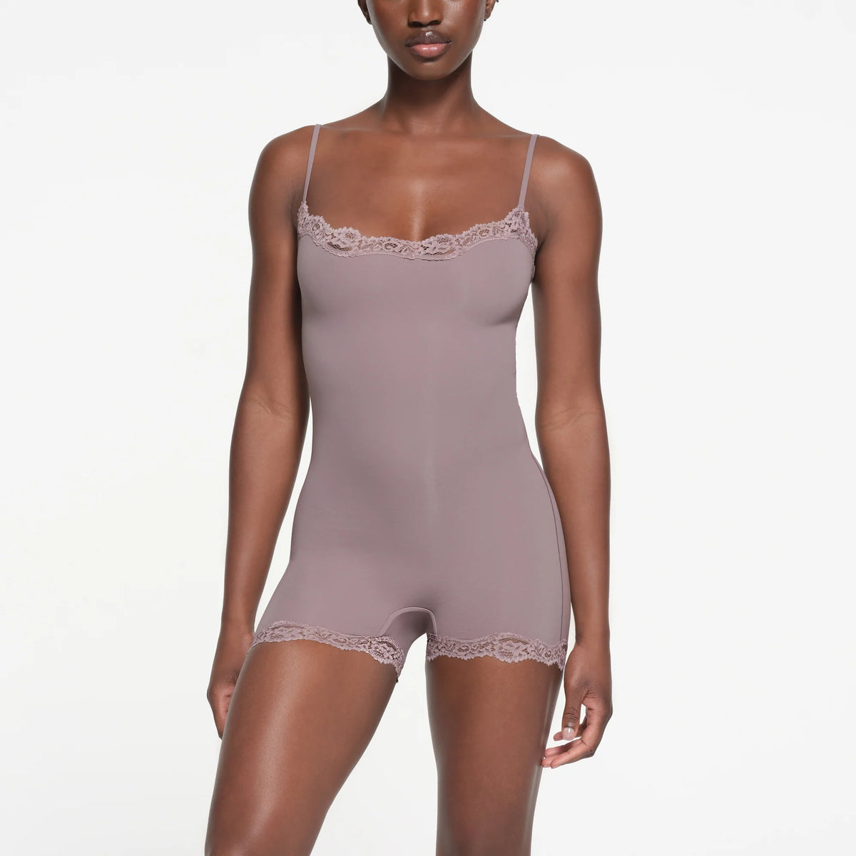 FITS EVERYBODY LACE ONESIE | ZINC
