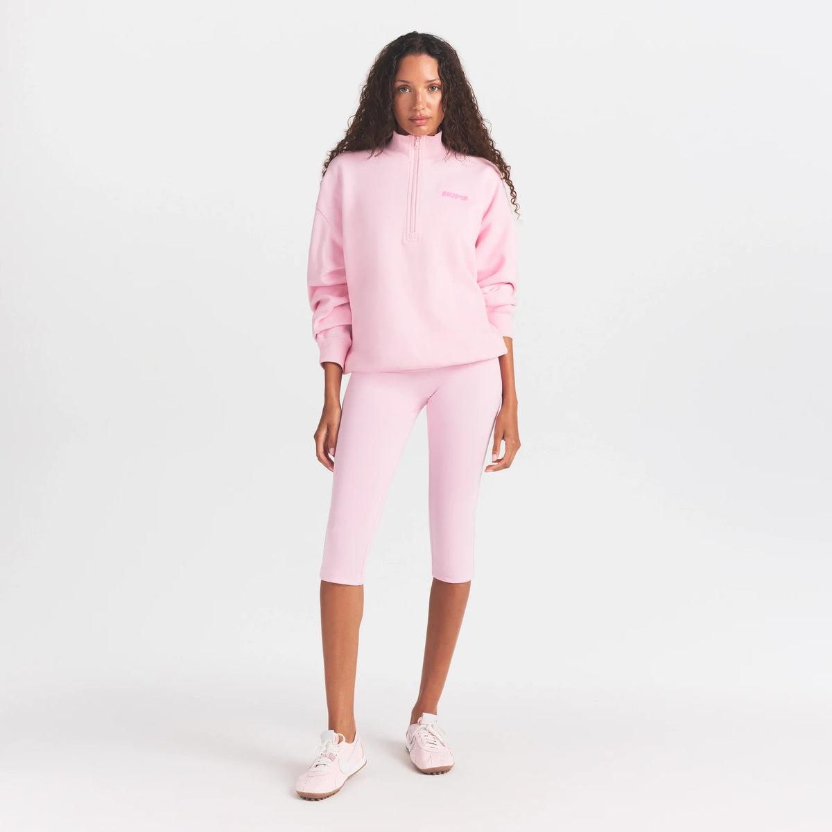 COTTON FLEECE MOCK NECK QUARTER ZIP WITH EMBOSSED LOGO | CHERRY BLOSSOM