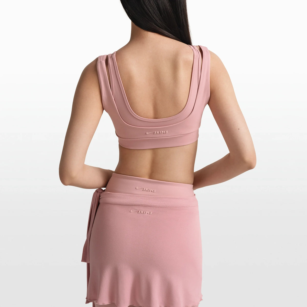 NikeSKIMS MATTE DOUBLE STRAP SCOOP BRA | HIMALAYAN
