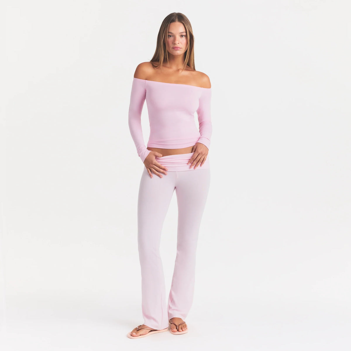 SMOOTH LAYERS OFF THE SHOULDER TOP | PEONY